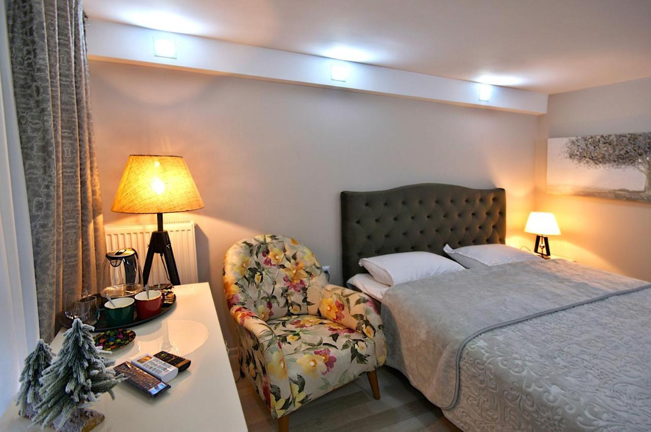 Sakhli At Chavchavadze Ave 15 Hotel Tbilisi Eksteriør billede
