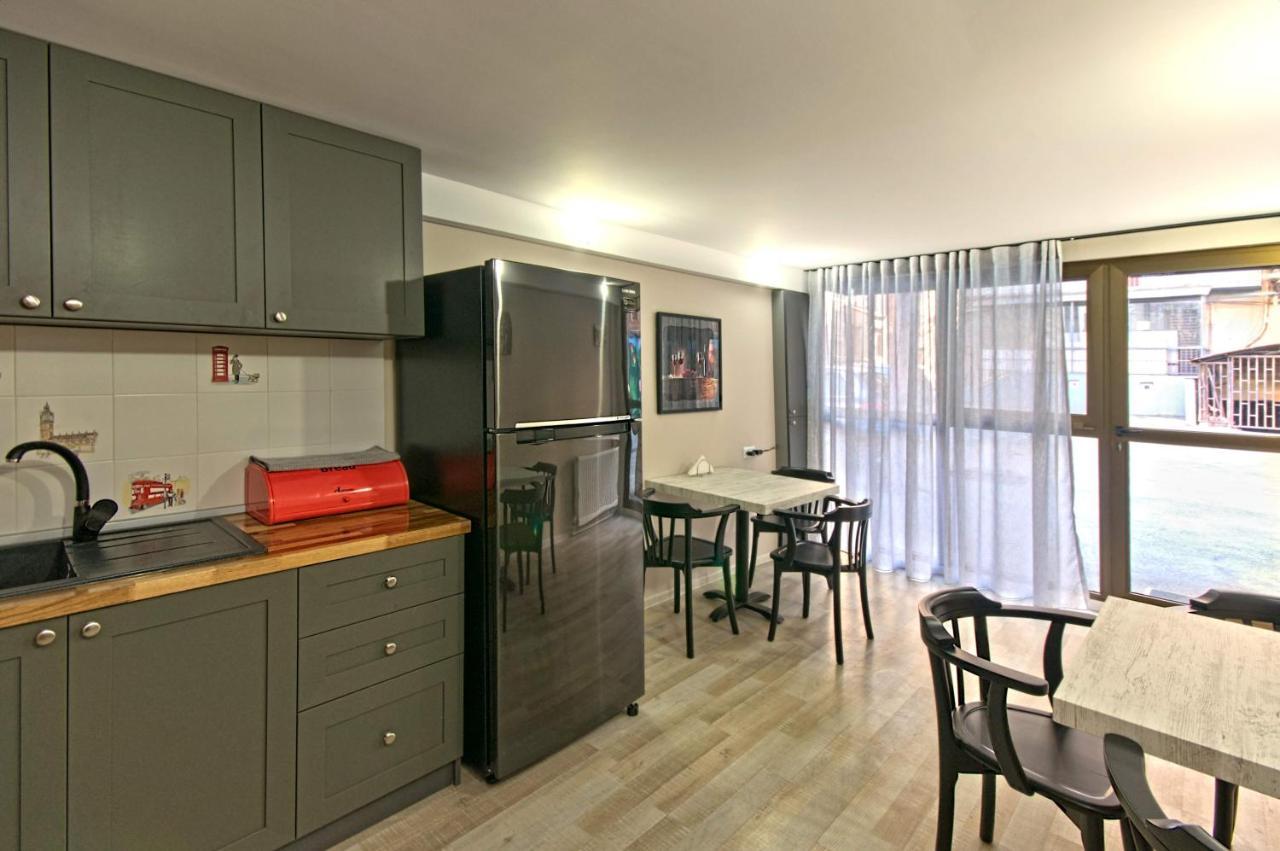 Sakhli At Chavchavadze Ave 15 Hotel Tbilisi Eksteriør billede